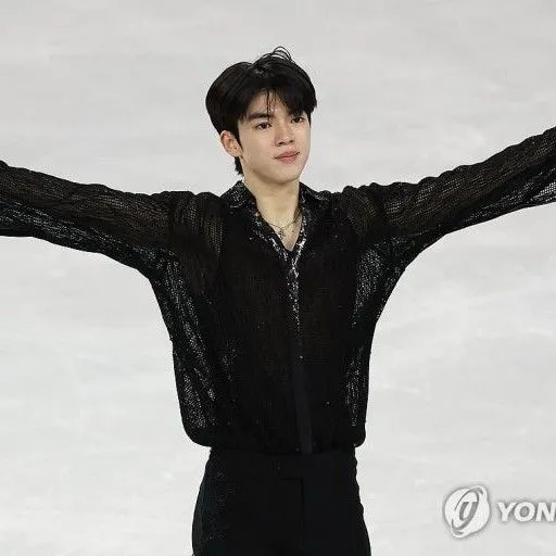 Penampilan Cha Junhwan yang paling disukai hari ini