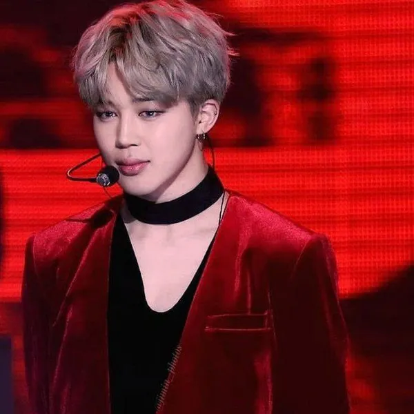 The most loved look of Ha Jimin today