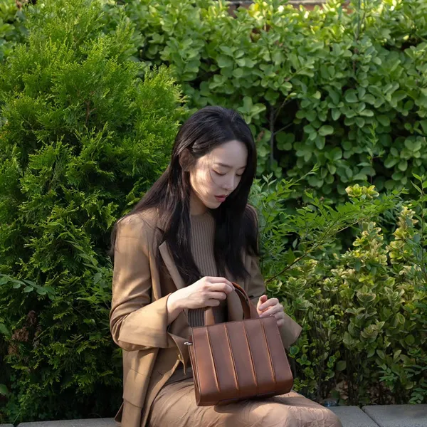 The most loved look of Shin Haesun today