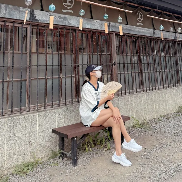 Foto populer Kim Heesun yang penuh cinta dari penggemar