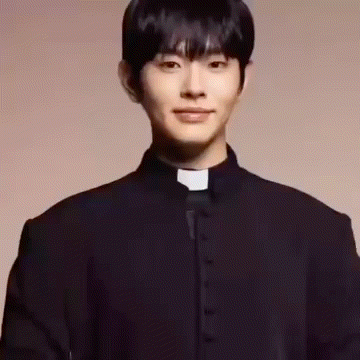 The most loved look of Lee Byeongchan today