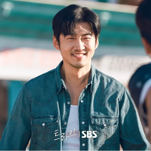 Top moment of Yoon Gyesang  chosen by fans