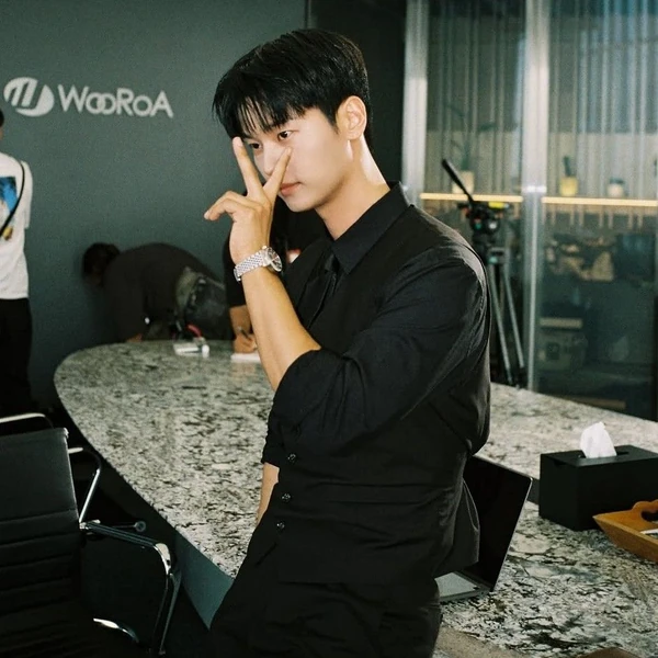 Popular photo full of fans’ love for Cha Hakyeon (N)