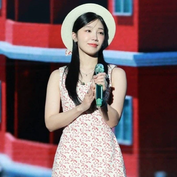 Top moment of Jung Eunji chosen by fans