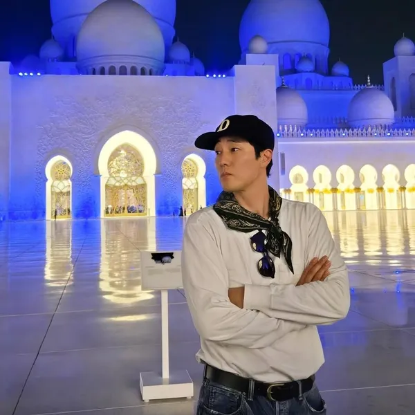The most loved look of So Jisub today