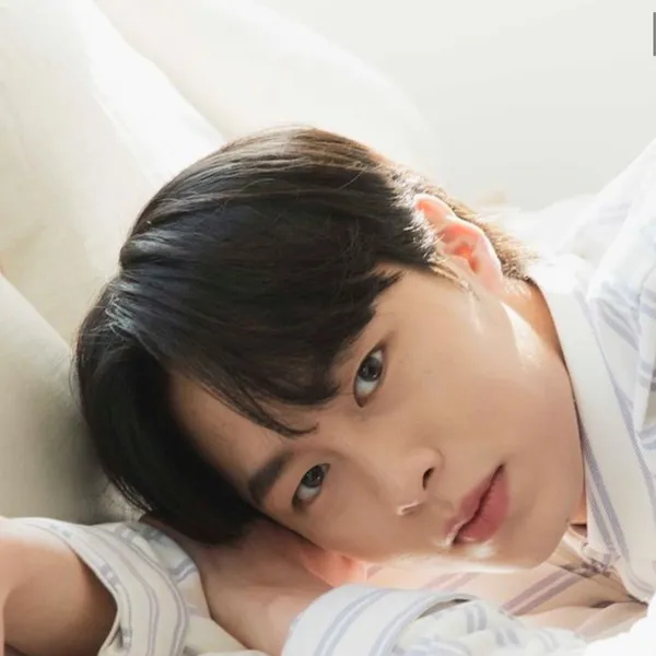 The most loved look of Lee Jaewook today