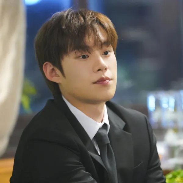 The most loved look of Kim Sungcheol today