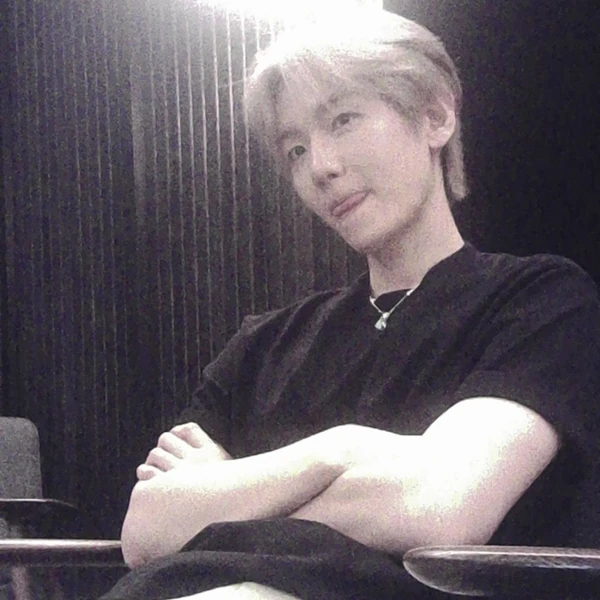 Popular photo full of fans’ love for Baekhyun