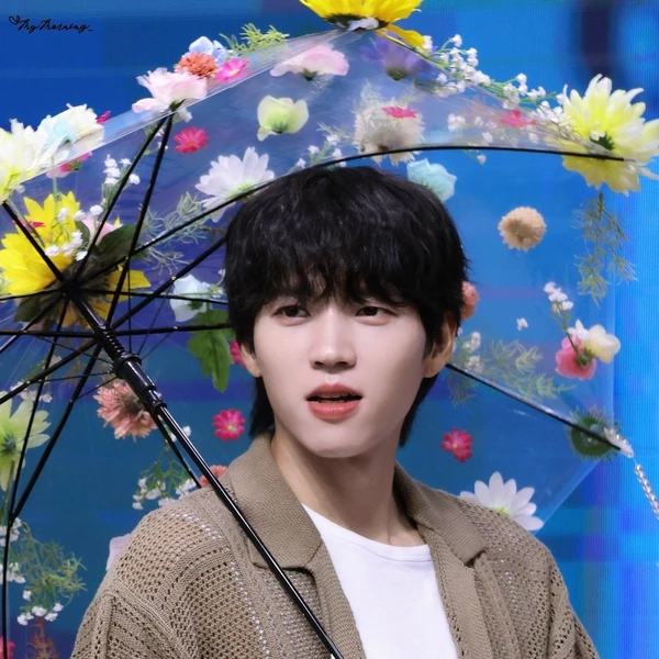 The most loved look of Nam Woohyun today