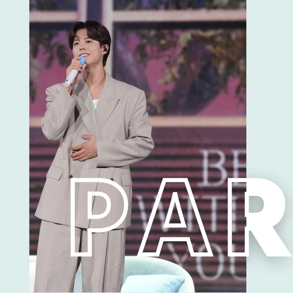 The most loved look of Park Bogum today