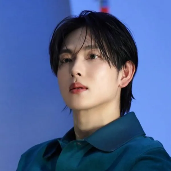 Popular photo full of fans’ love for Yim Siwan