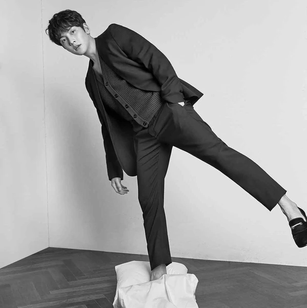 Ji Changwook