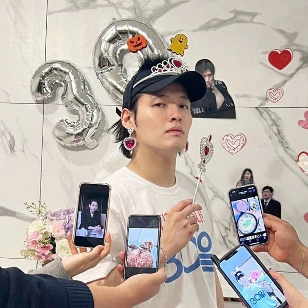 Popular photo full of fans’ love for Kang Haneul
