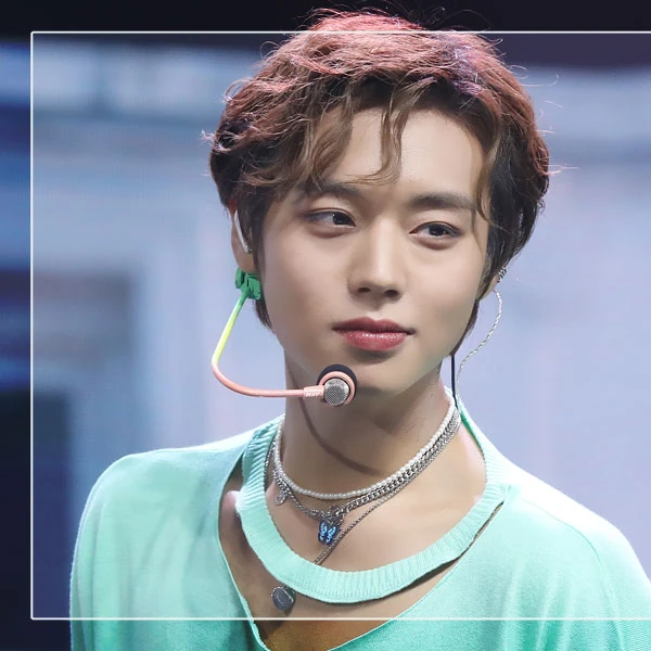 The most loved look of Park Jihoon today