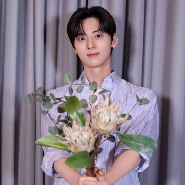 Top moment of Hwang Minhyun chosen by fans