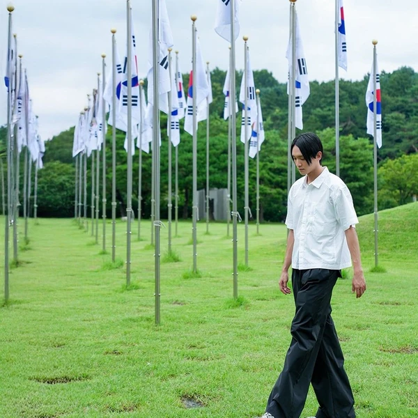 Popular photo full of fans’ love for Choi Hojong
