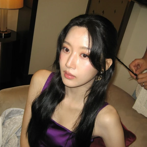 Popular photo full of fans’ love for Mun Kayoung