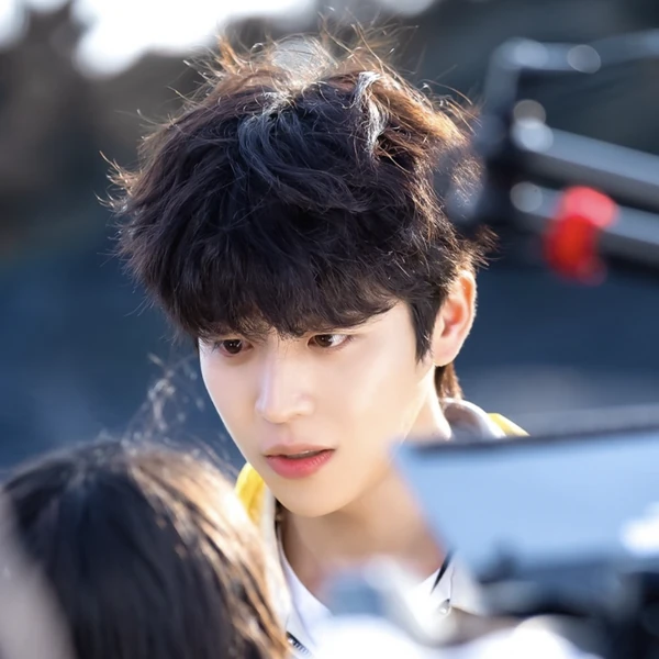 Popular photo full of fans’ love for Chae Jonghyeop