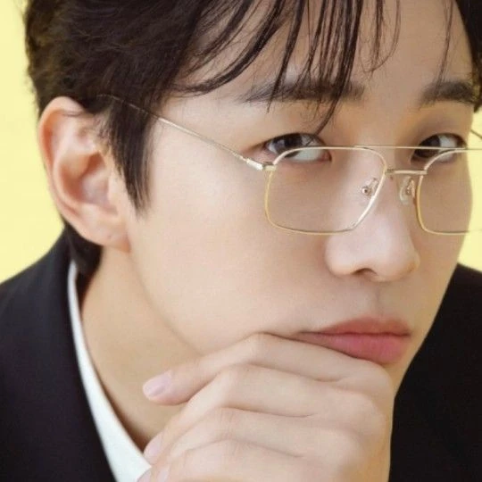 Today’s standout profile photo of Lee Junho on Choeaedol Celeb