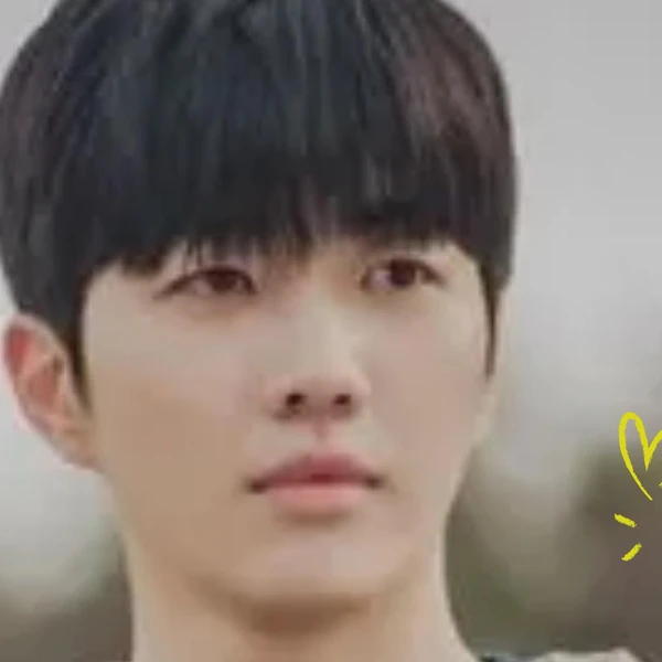 The most loved look of Kang Hoon today