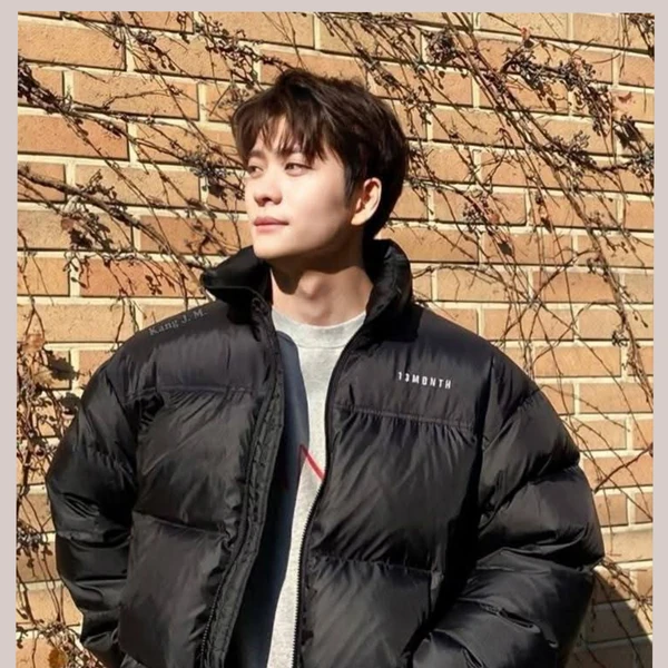Popular photo full of fans’ love for Kang Taeoh