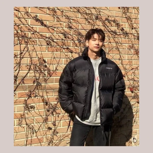 Popular photo full of fans’ love for Kang Taeoh