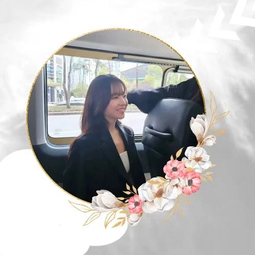 The most loved look of Park Boyoung today