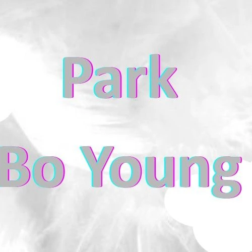 The most loved look of Park Boyoung today