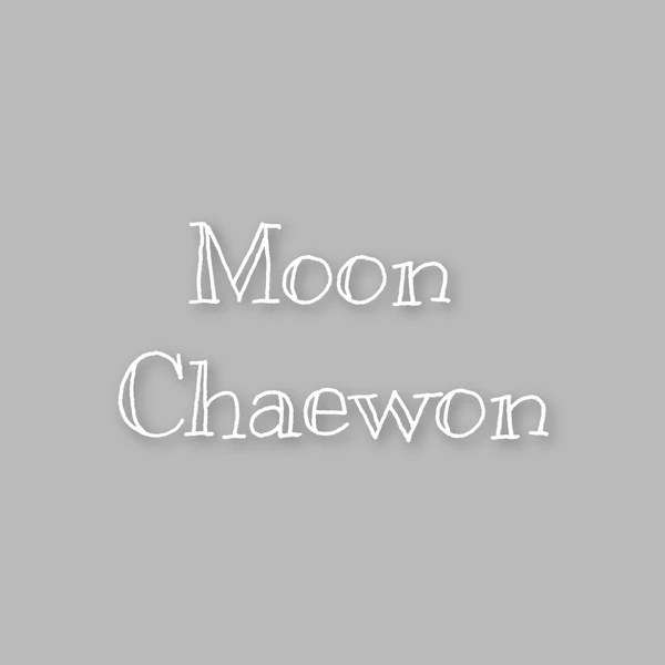 Popular photo full of fans’ love for Moon Chaewon