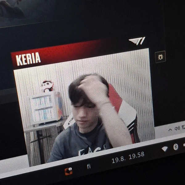 Popular profile photo of Keria loved by fans