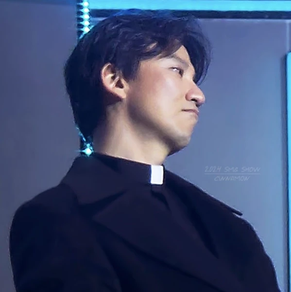 The most loved look of Kim Namgil today