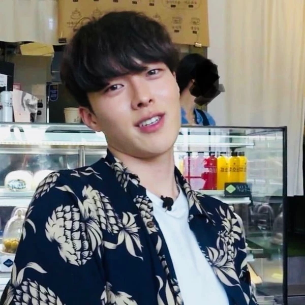 Popular photo full of fans’ love for Jang Kiyong