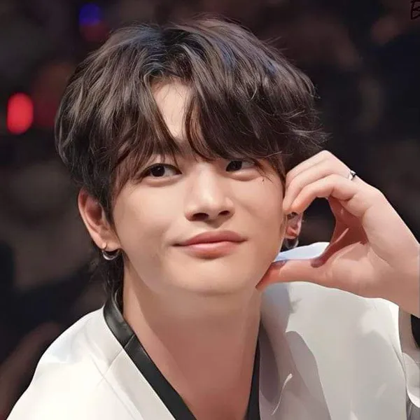 The most loved look of Seo Inguk today