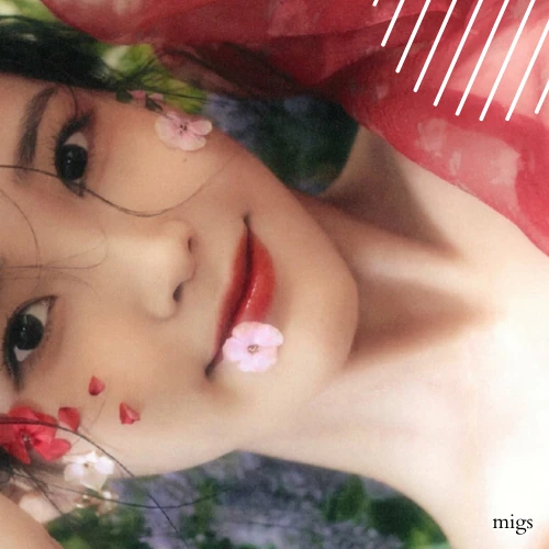 Popular photo full of fans’ love for IU