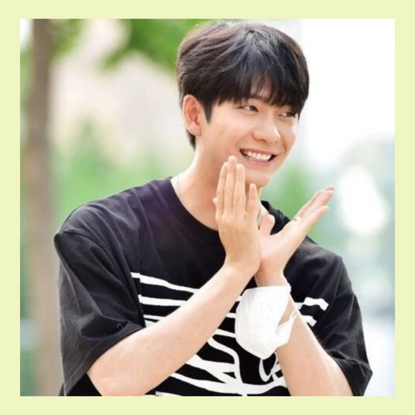 Popular photo full of fans’ love for Kang Taeoh