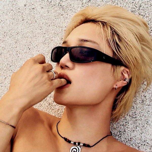 Popular photo full of fans’ love for KAI