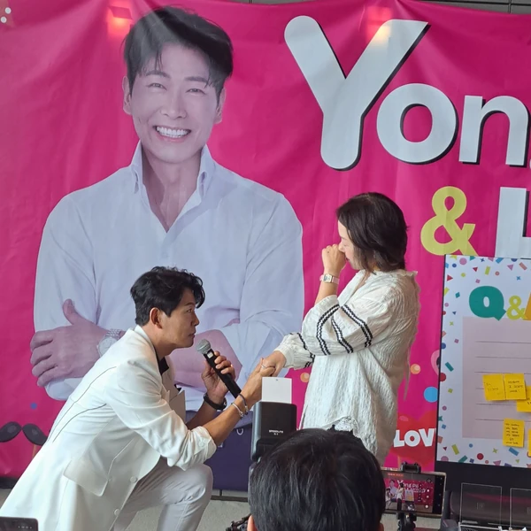 Popular photo full of fans’ love for Kim Yongpil