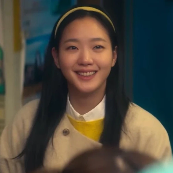 Popular photo full of fans’ love for Kim Goeun
