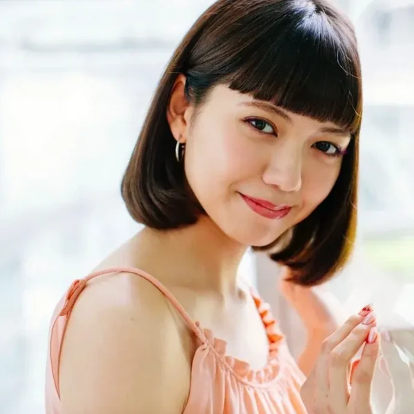 The most loved look of Fumi Nikaido today