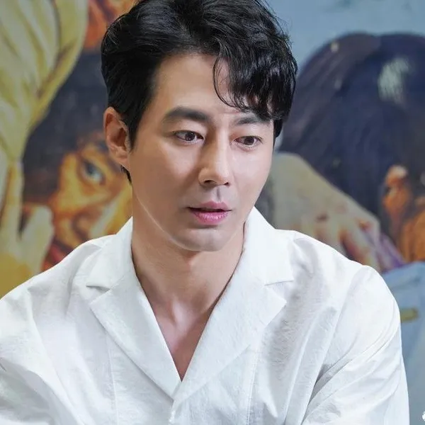 The most loved look of Jo Insung today
