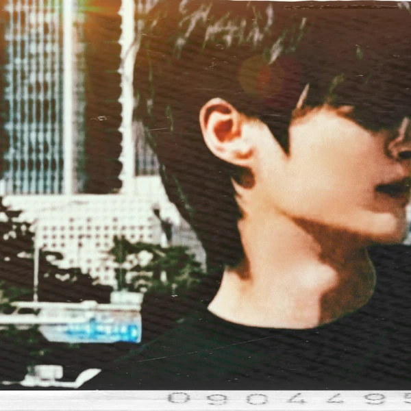 Today’s standout profile photo of Byeon Wooseok on Choeaedol Celeb