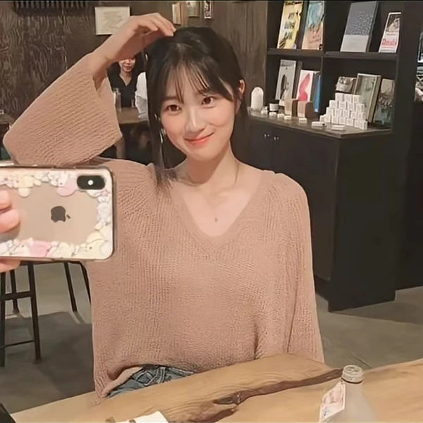 Popular profile photo of Kim Hyeyoon loved by fans