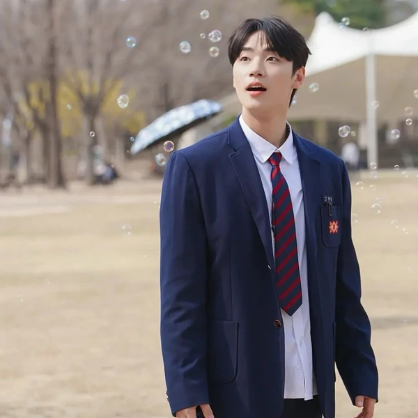 Top moment of Lee Minjae chosen by fans