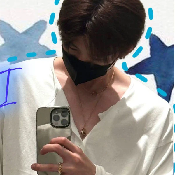 Popular photo full of fans’ love for Bai Jingting