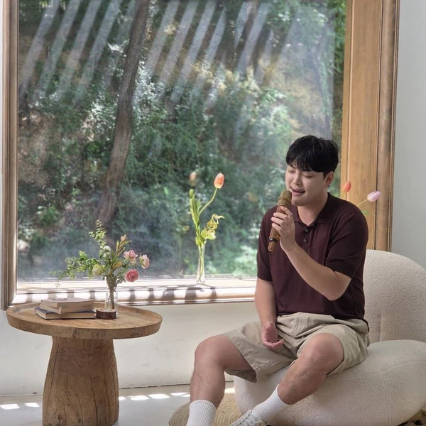 Popular photo full of fans’ love for Kim Kyungmin