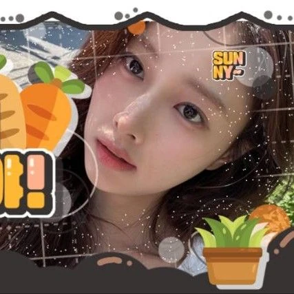 The most loved look of Kang Hyewon today