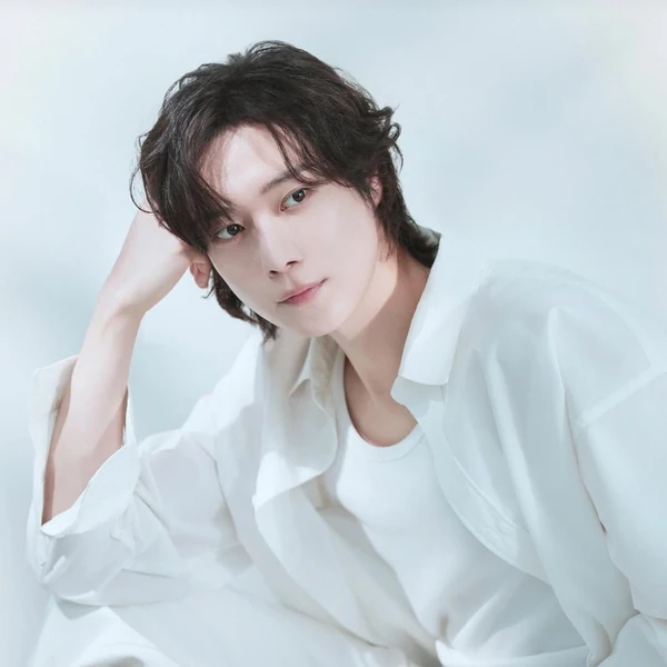 The most loved look of Kim Youngdae today