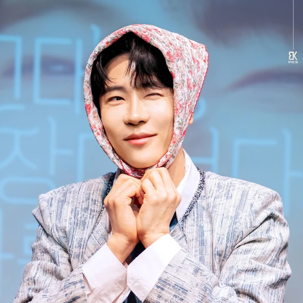 The most loved look of Enoch today