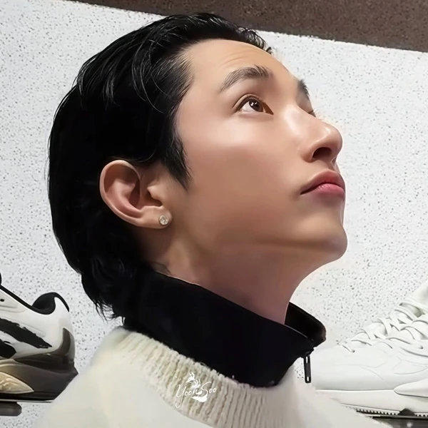 The most loved look of Lee Soohyuk today