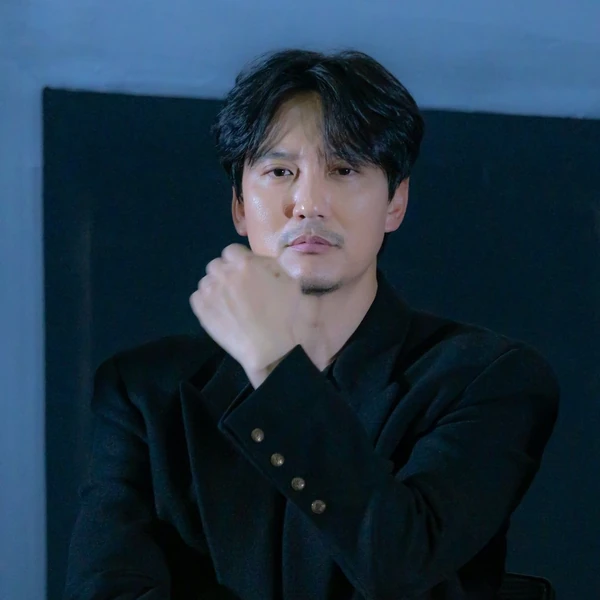 The most loved look of Kim Namgil today